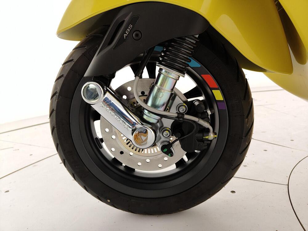 Piaggio Vespa 125 Primavera (14)