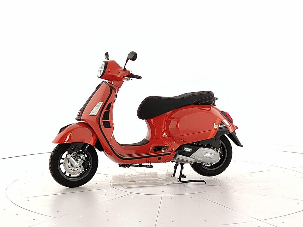 Vespa GTS 125 (2025 - 26) (2)