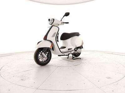 Vespa GTS 125 (2025) nuova