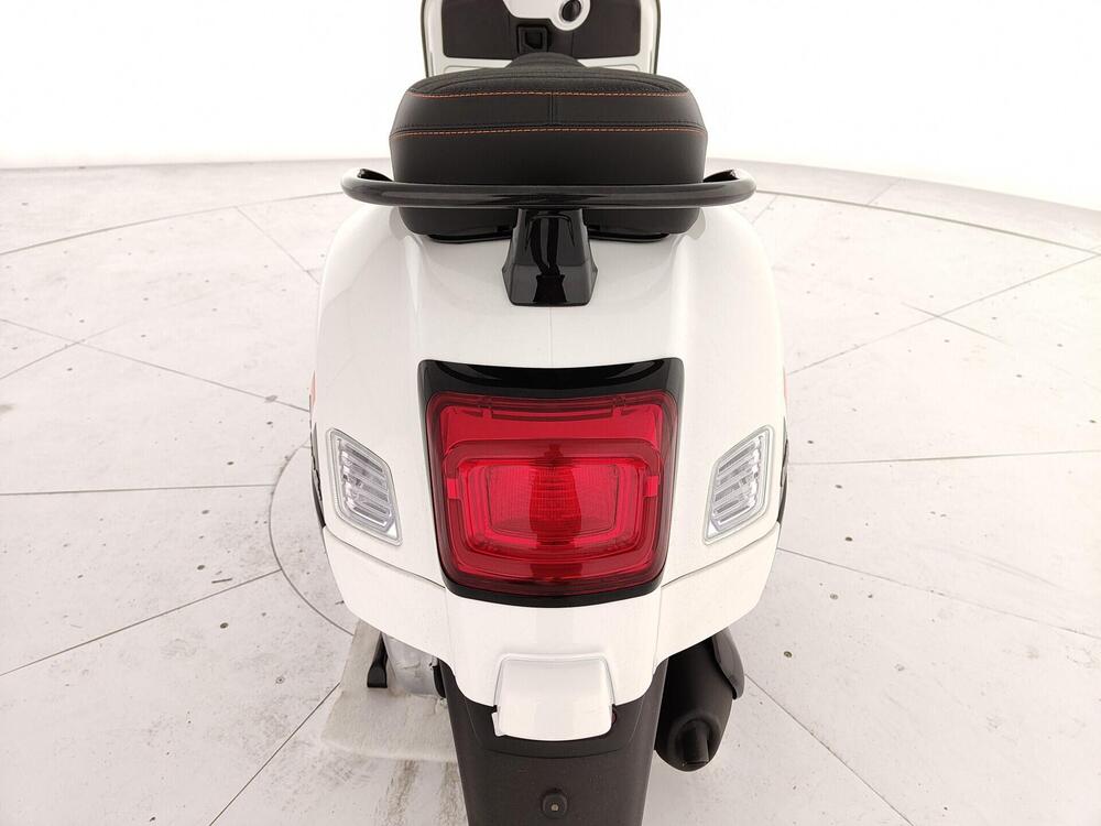 Vespa GTS 125 (2025 - 26) (9)