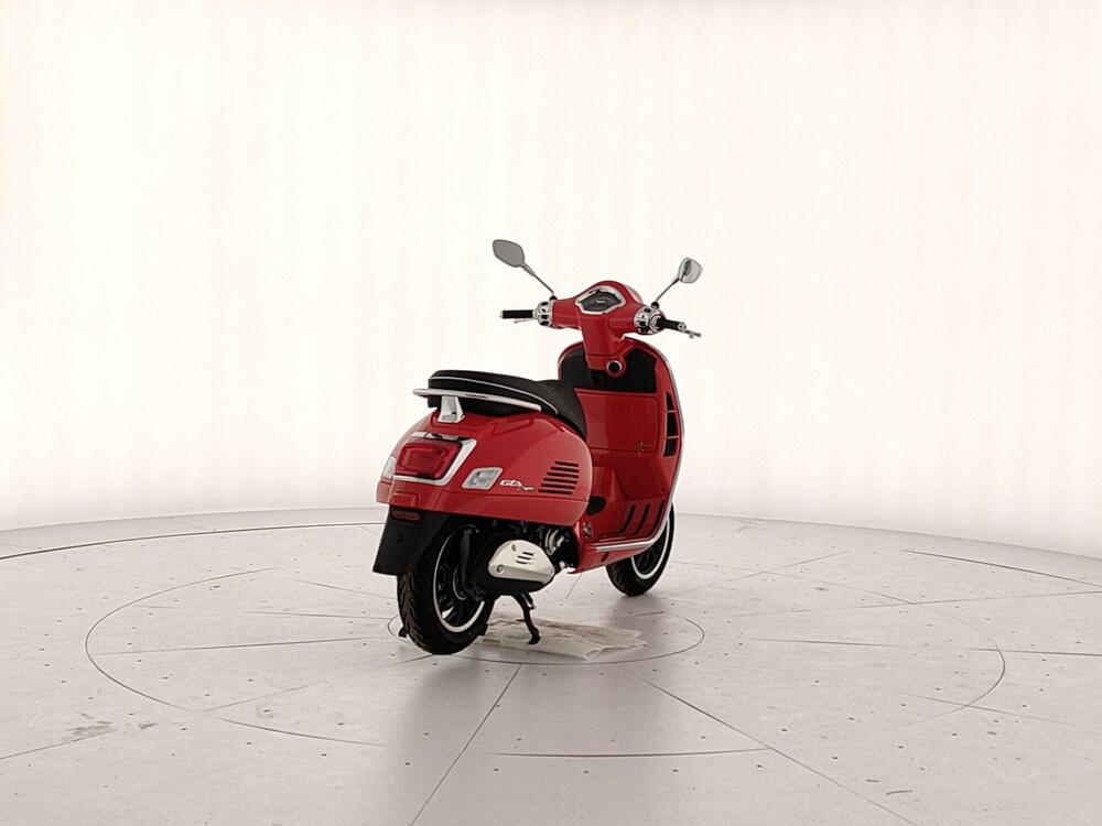 Vespa GTS 300 Super ABS (2014 - 16) (4)