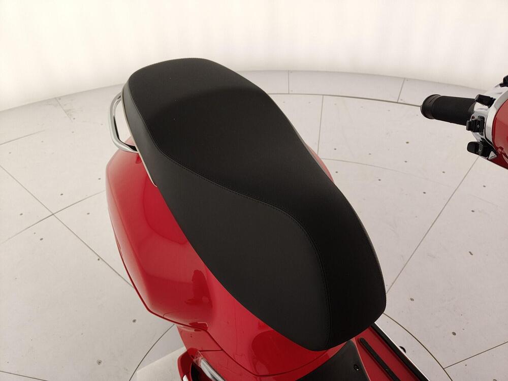 Vespa GTS 300 Super ABS (2014 - 16) (13)