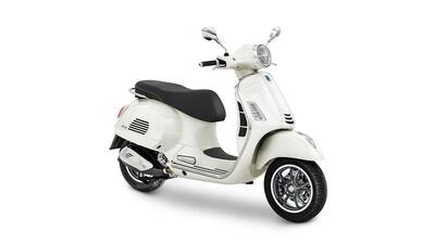 Vespa GTS 300 Super Hpe (2021 - 22) nuova