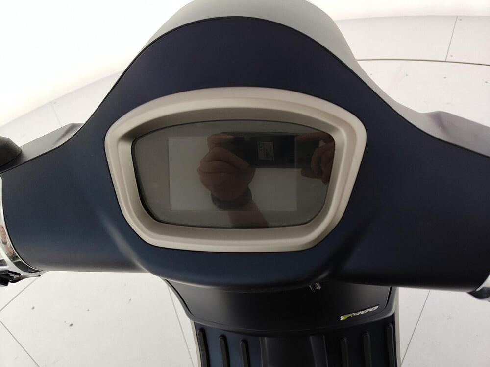 Vespa GTS 300 ABS (2014 - 16) (11)