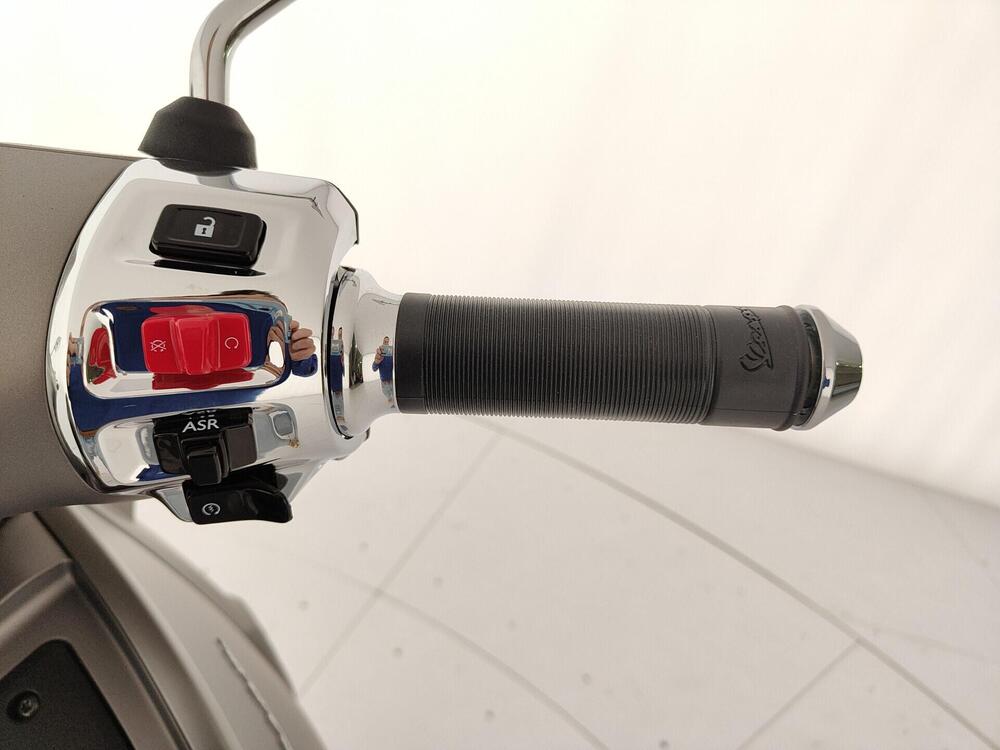 Vespa GTS 300 ABS (2014 - 16) (10)