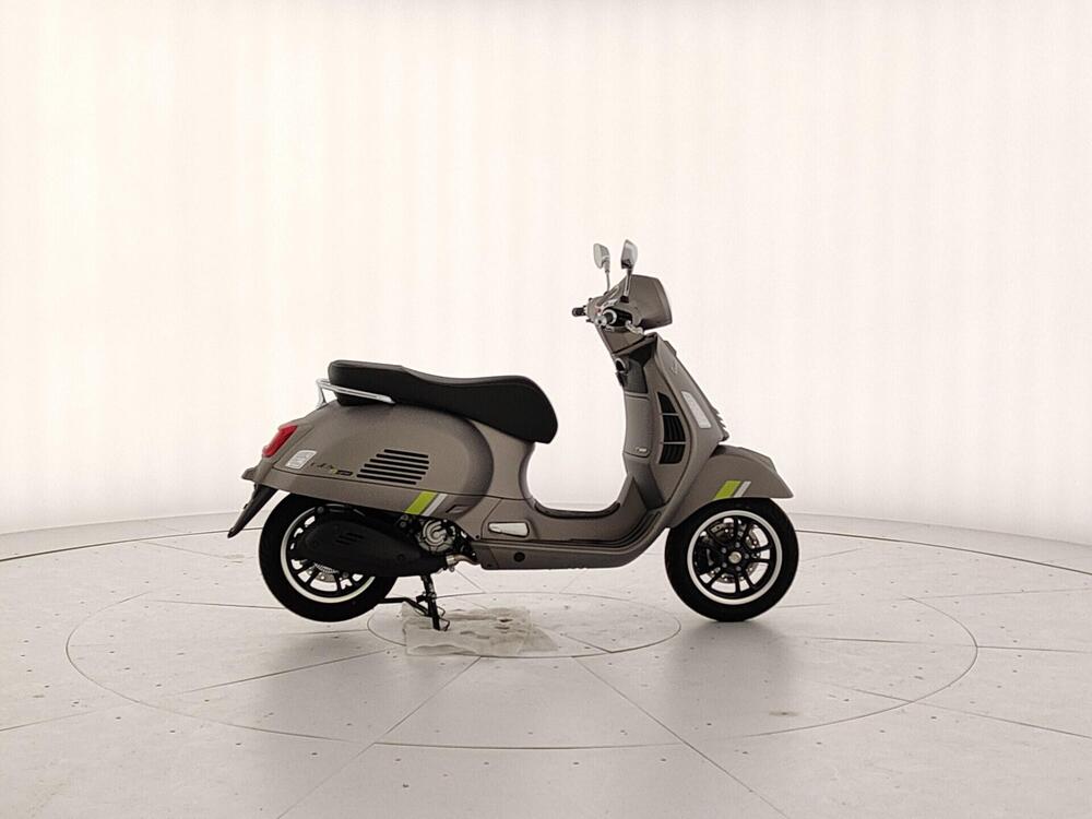 Vespa GTS 300 ABS (2014 - 16) (5)