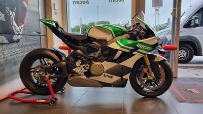 Ducati Panigale V4 Tricolore (2025) nuova