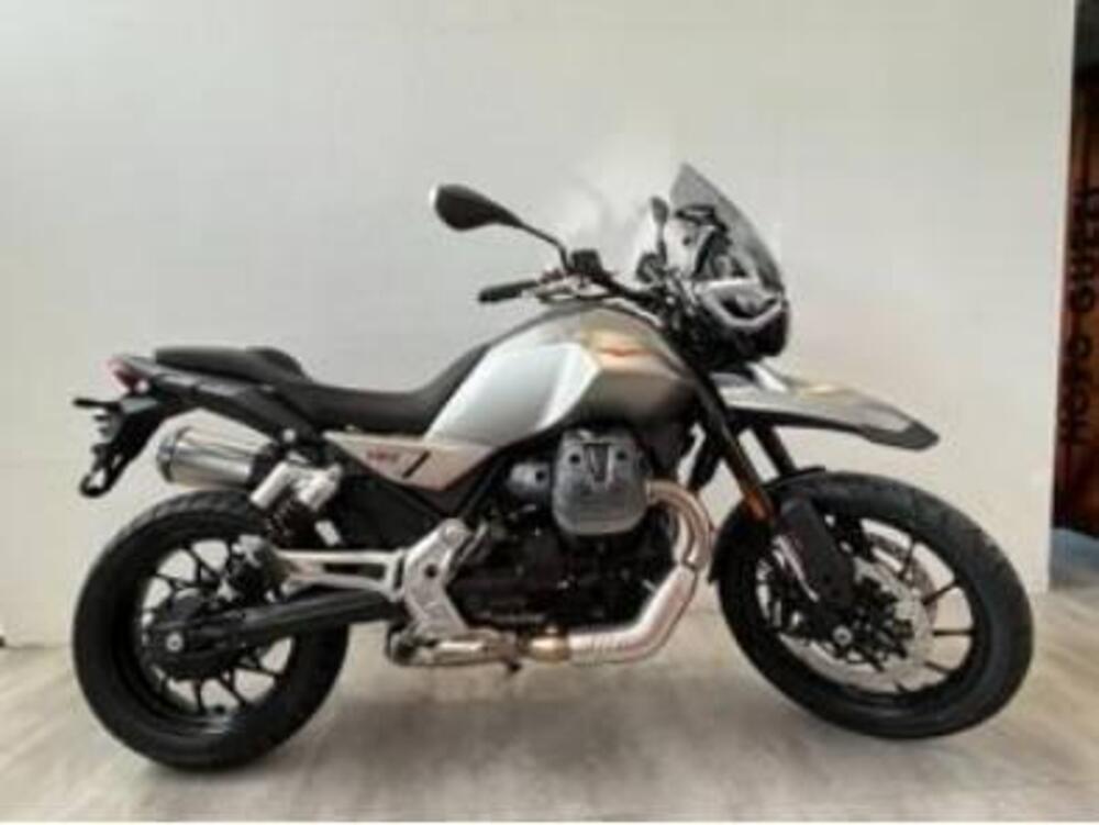 Moto Guzzi V85 Strada (2024 - 25)