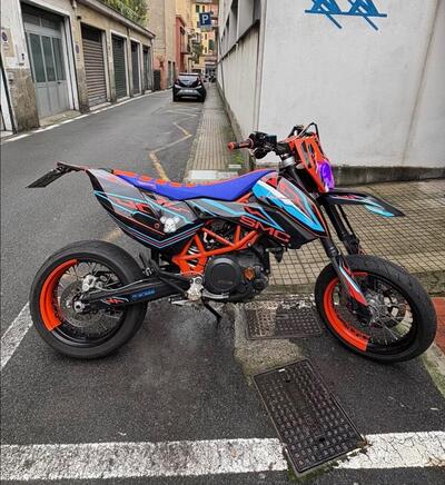 KTM 690 SMC (2008- 11) usata