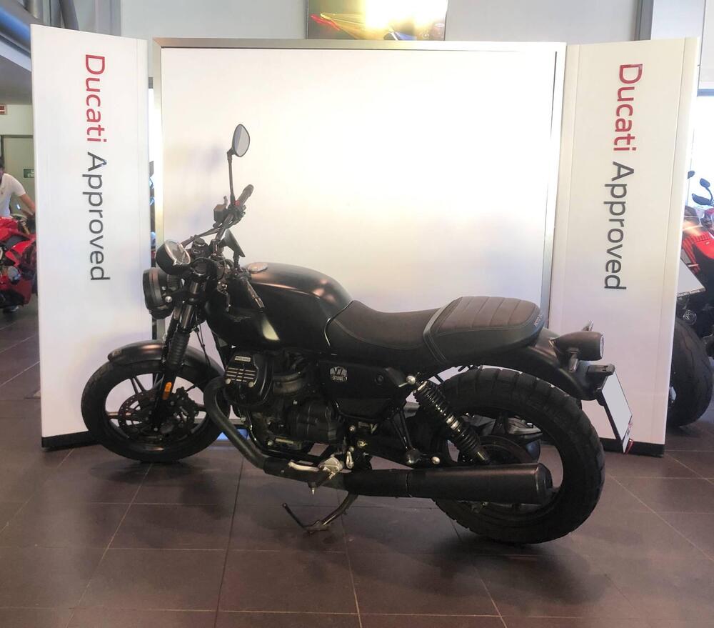 Moto Guzzi V7 Stone (2021 - 24) (5)