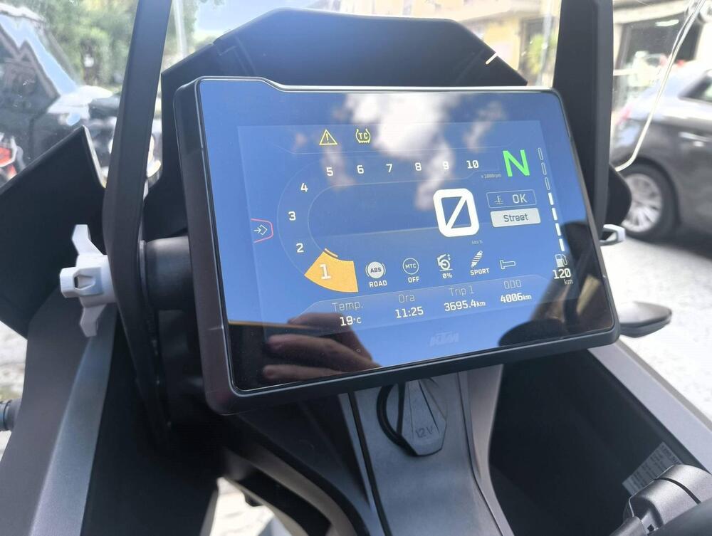 KTM 1290 Super Adventure S (2022 - 25) (7)