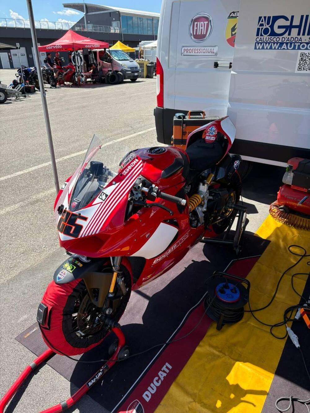Ducati Panigale V2 (2021 - 24) (2)
