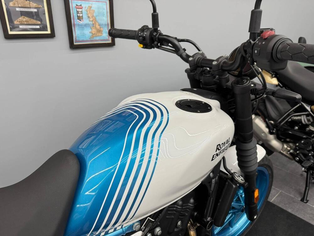 Royal Enfield Guerrilla 450 (2024 - 26) (8)