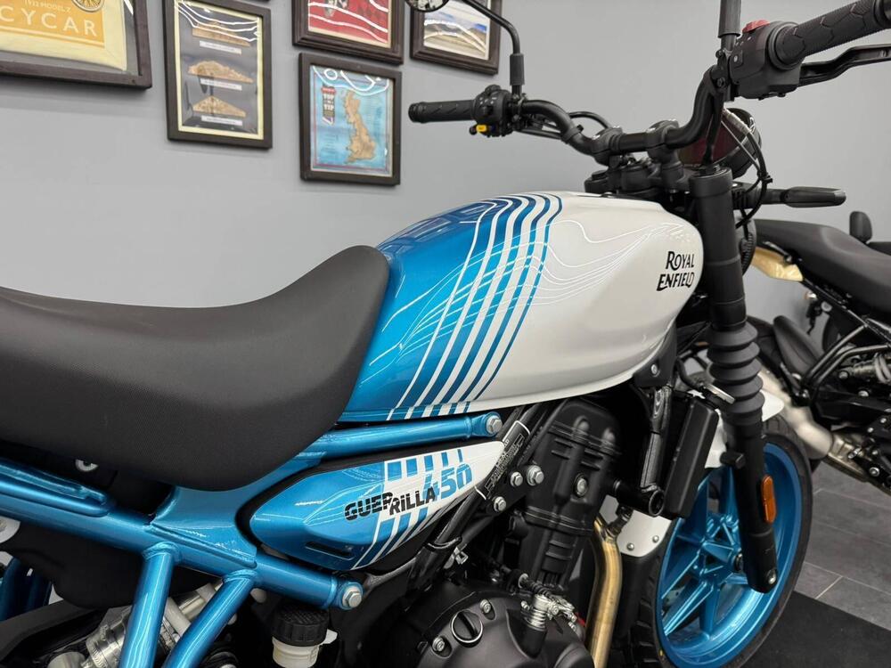 Royal Enfield Guerrilla 450 (2024 - 26) (10)