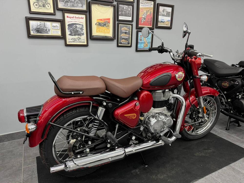 Royal Enfield Classic 350 (2021 - 26) (3)