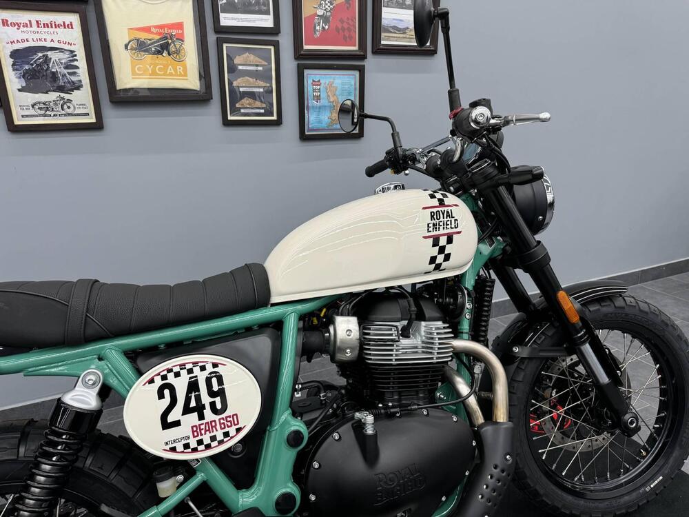 Royal Enfield Bear 650 (2025 - 26) (2)