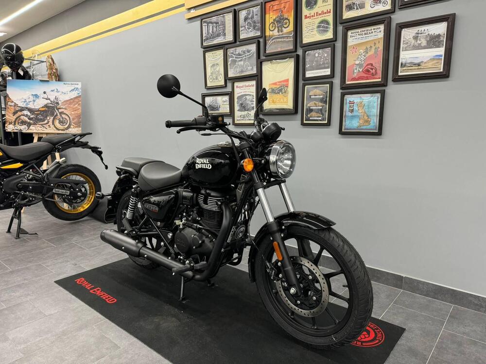 Royal Enfield Meteor 350 (2021 - 26) (3)