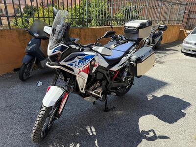 Honda Africa Twin CRF 1100L ES DCT (2024 - 25) usata