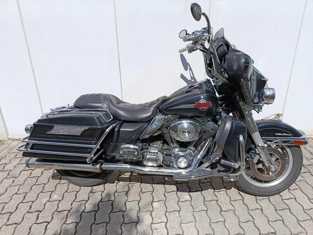 Harley-Davidson 1450 Electra Glide Ultra Classic (2006 - 07) - FLHTCUI (3)