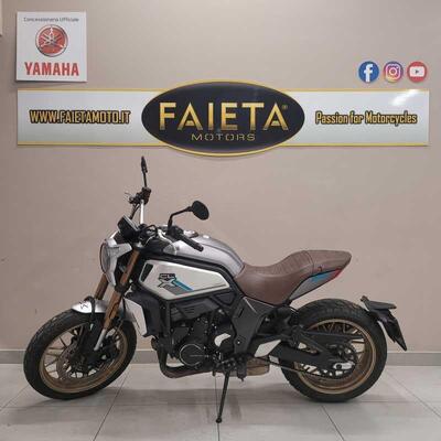 CFMOTO 700CL-X Heritage (2021 - 25) usata