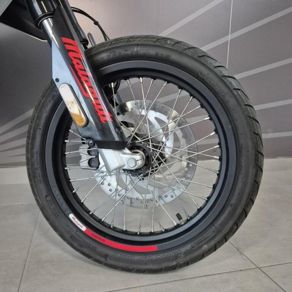 Malaguti XSM 125 (2021 - 26) (4)