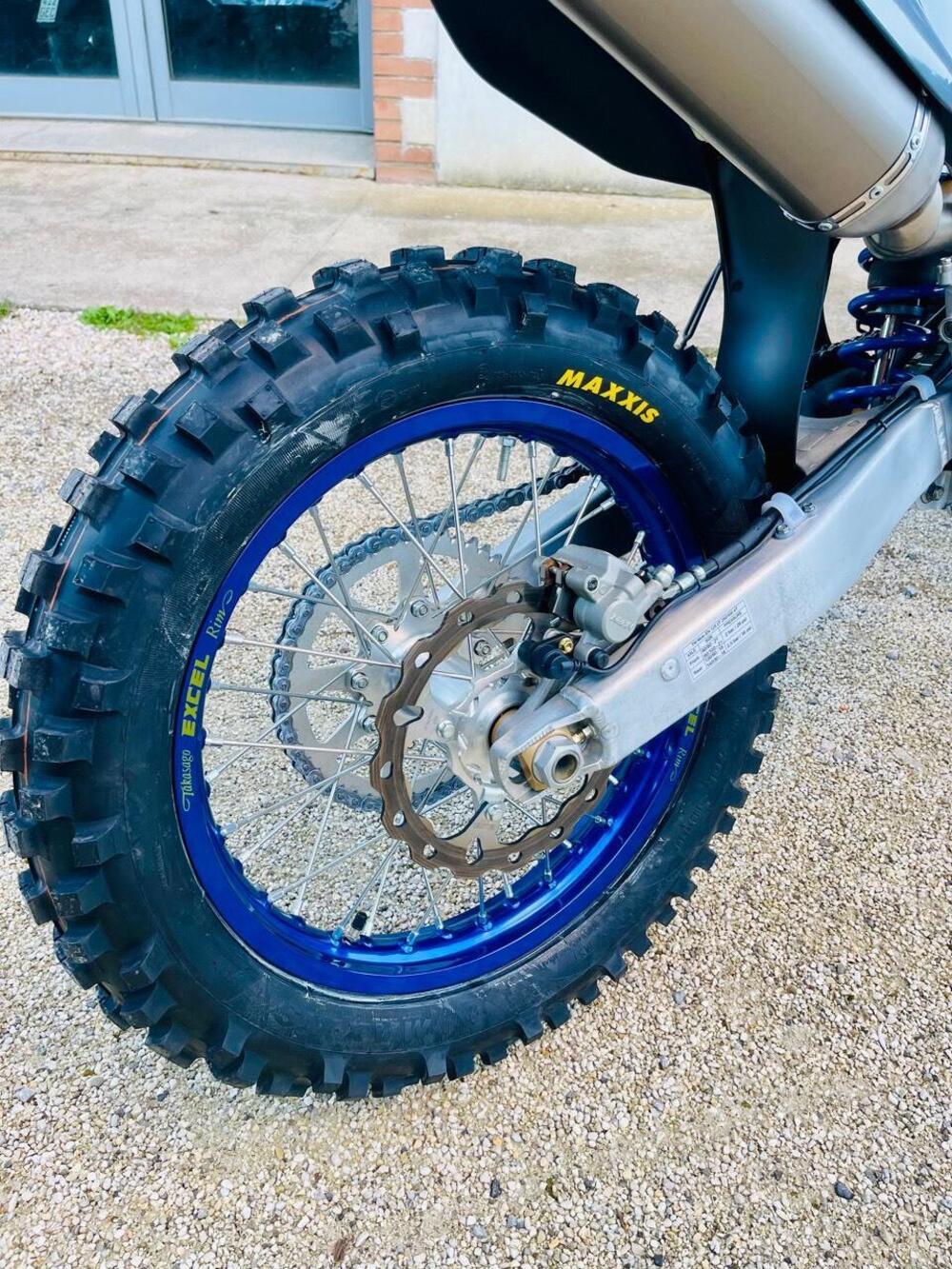 Tm Moto EN 300 ES Fi 4T TM Corse (2025) (7)