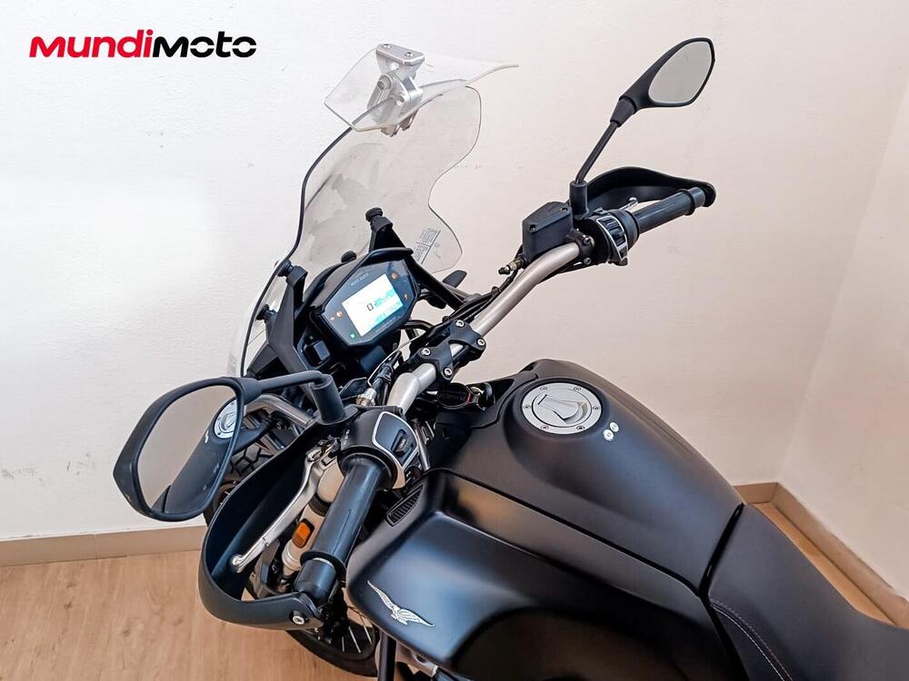 Moto Guzzi V85 TT (2024 - 26) (11)
