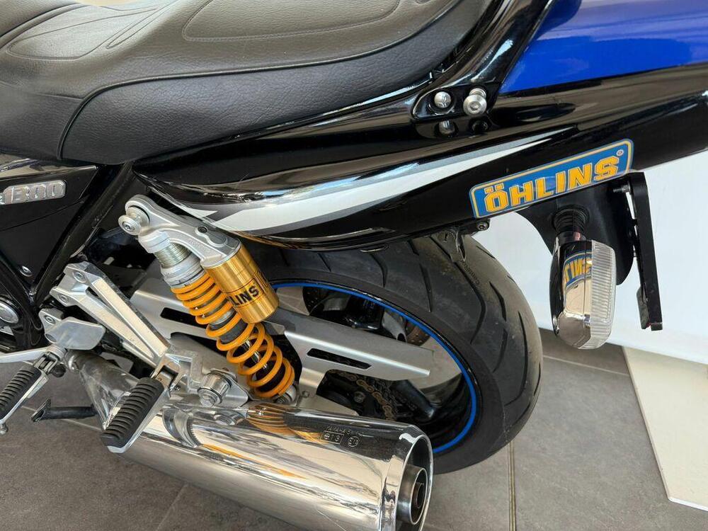 Yamaha XJR 1300 60th Anniversary (2015 - 16) (3)