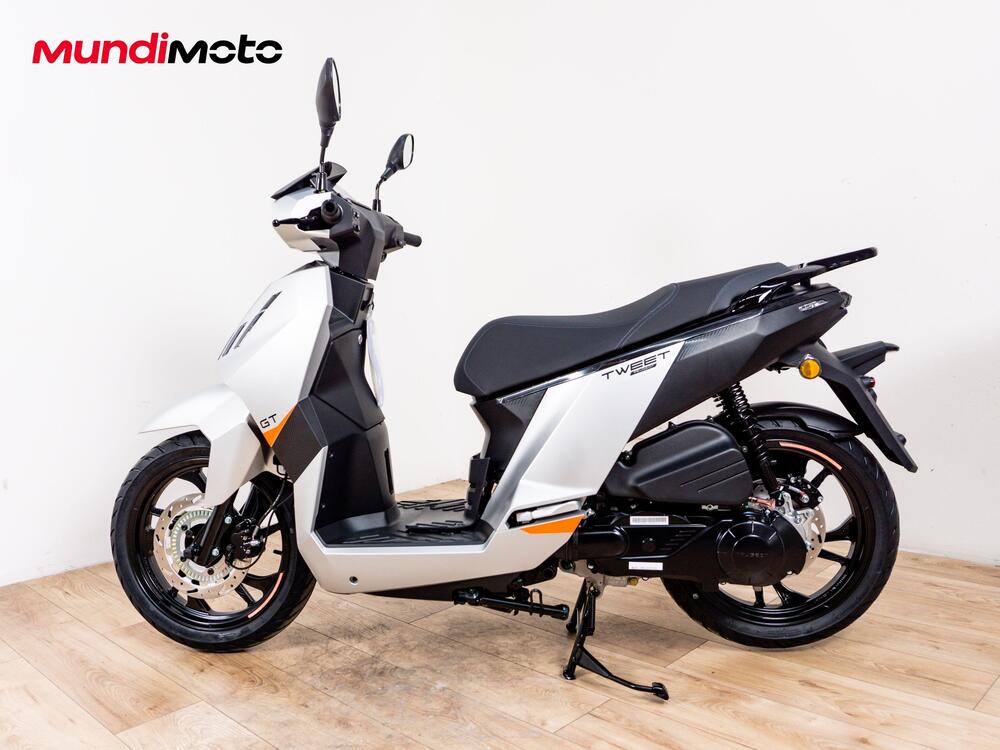 Peugeot Tweet 125 FL GT (2025 - 26) (6)