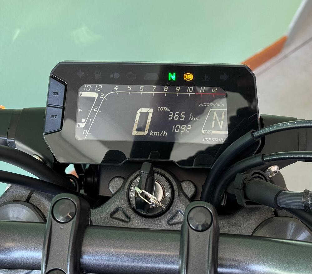 Honda CB 300 R (2022 - 26) (9)