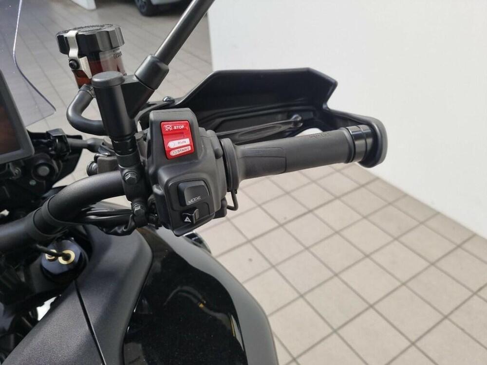 Yamaha MT-09 (2024 - 26) (8)