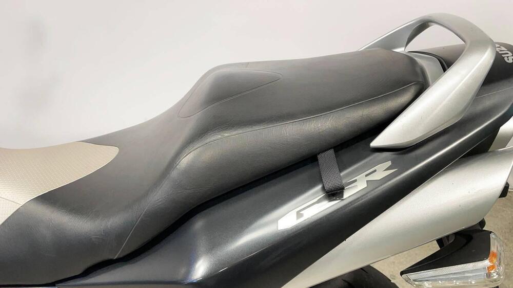 Suzuki GSR 600 (2006 - 11) (12)