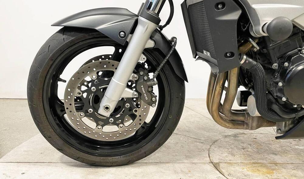 Suzuki GSR 600 (2006 - 11) (6)