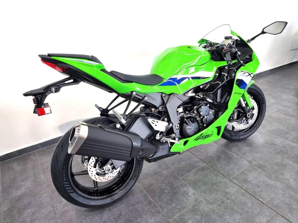 Kawasaki Ninja 636 ZX-6R (2024 - 26) (3)