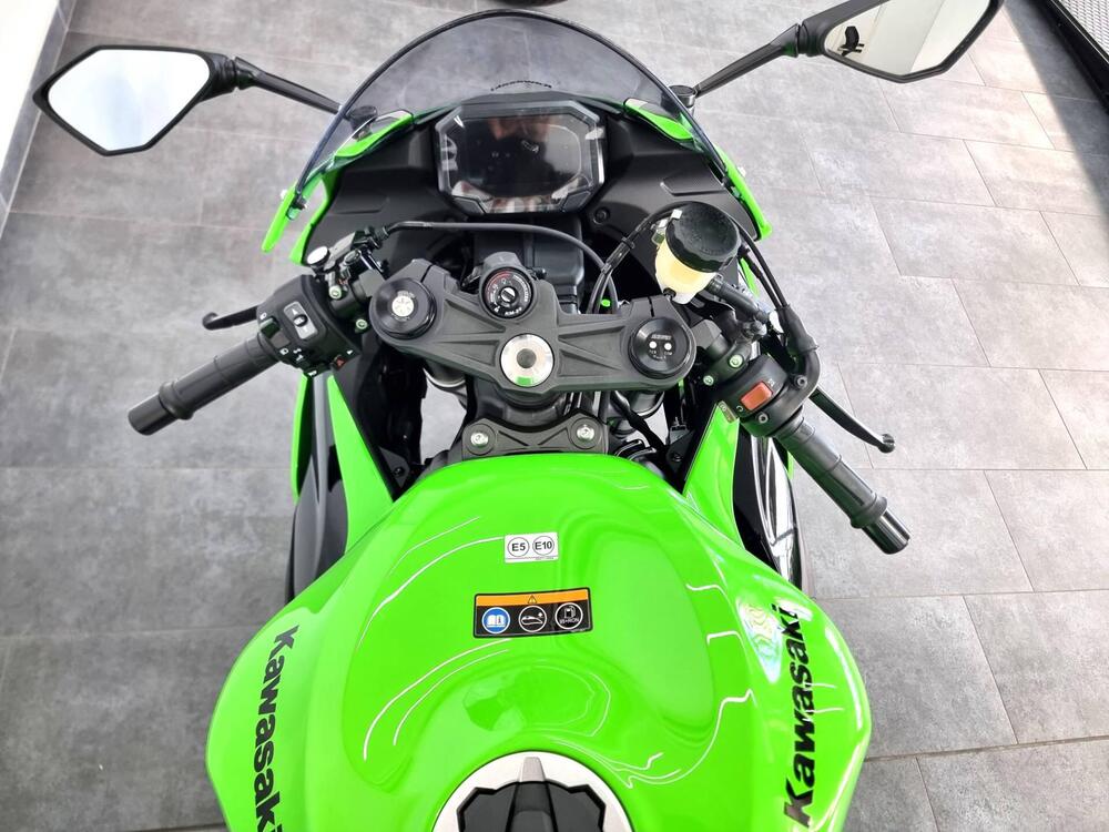 Kawasaki Ninja 636 ZX-6R (2024 - 26) (4)