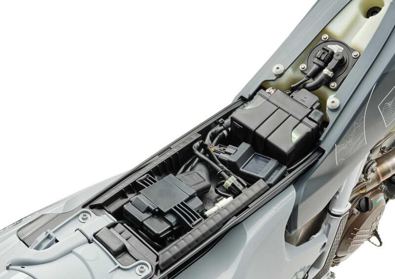 Husqvarna FE 350 FE 350 Pro (2026) (7)