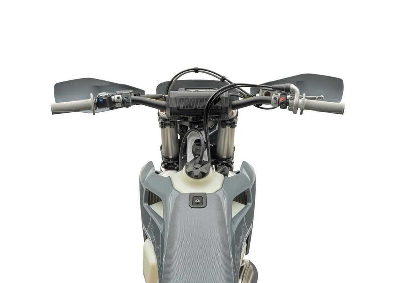 Husqvarna TE 300 TE 300 Pro (2026) (5)