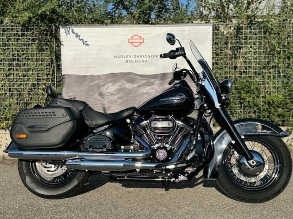 Harley-Davidson 114 Heritage Classic (2018 - 20) - FLHCS