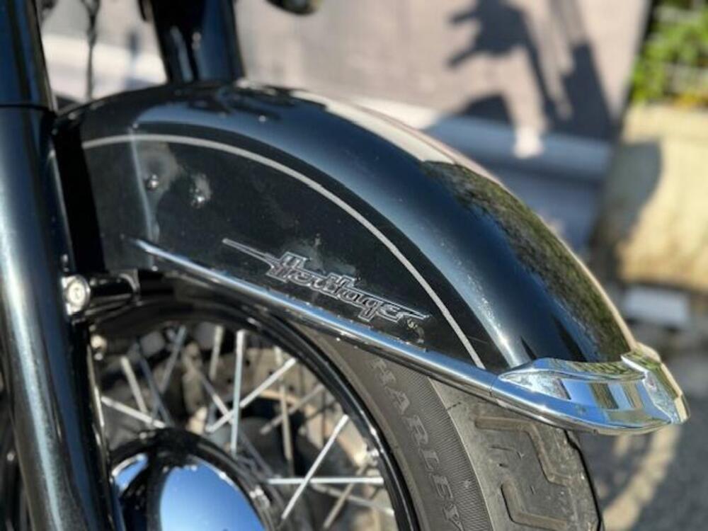 Harley-Davidson 114 Heritage Classic (2018 - 20) - FLHCS (4)