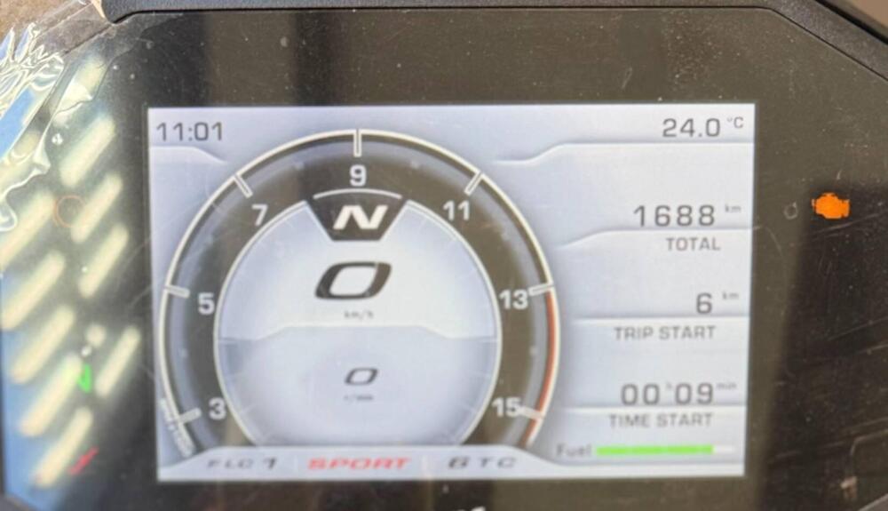 MV Agusta Brutale 1000 RR (2021 - 25) (12)