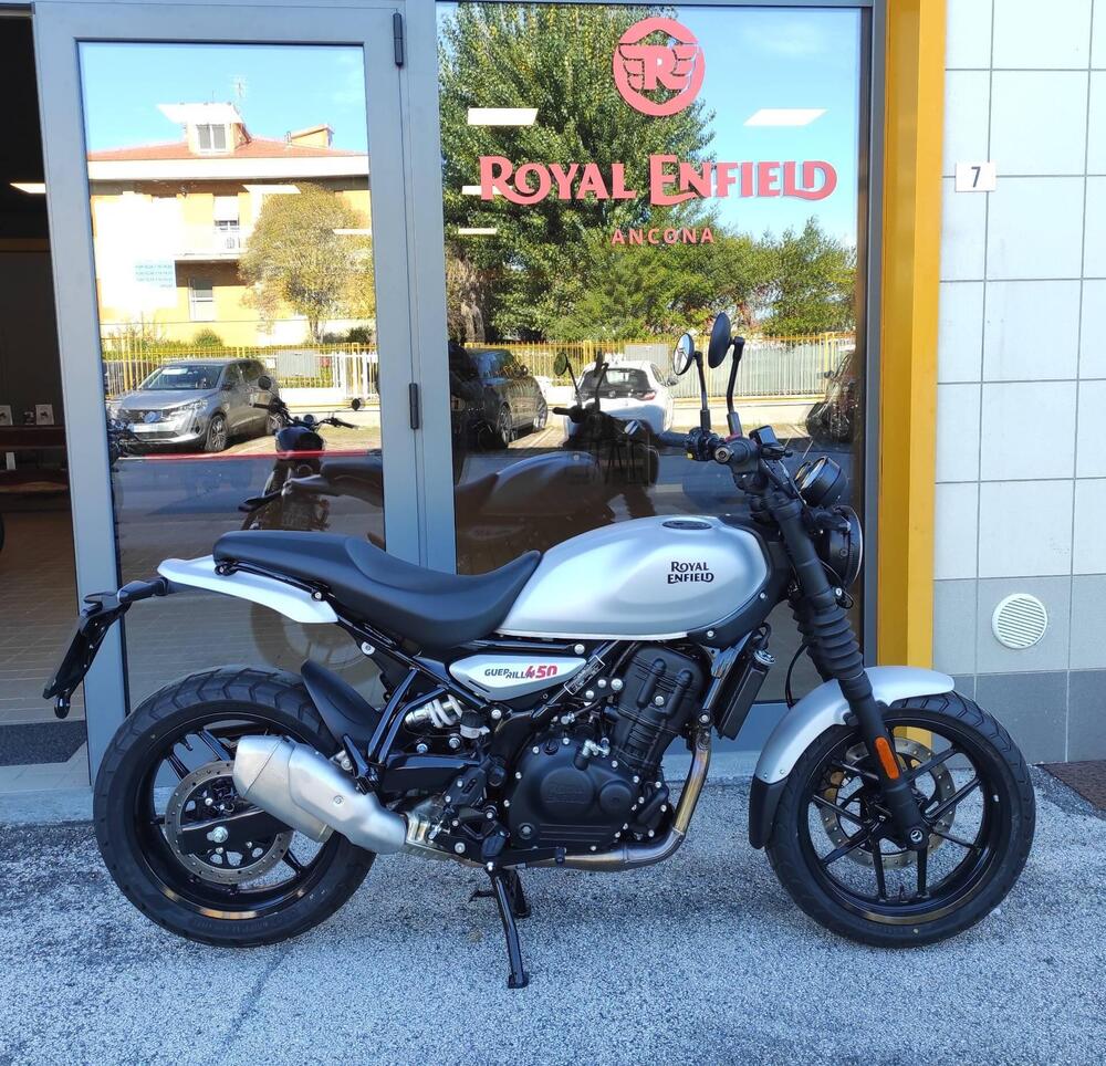 Royal Enfield Guerrilla 450 (2024 - 26) (2)