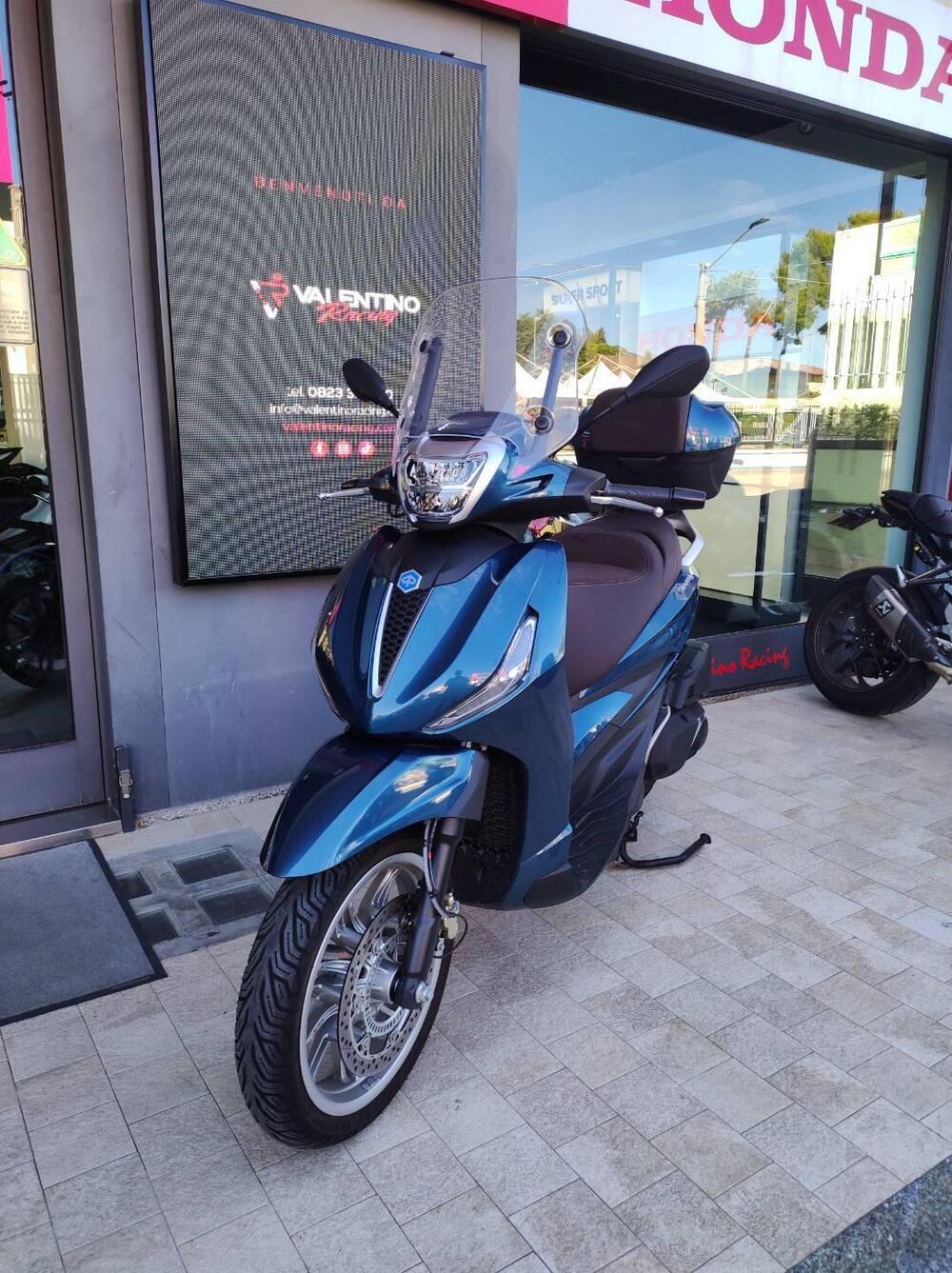 Piaggio Beverly 400 ABS-ASR (2021 - 24) (2)