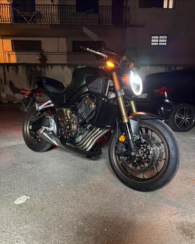 Honda CB 650 R E-Clutch (2024 - 25) usata