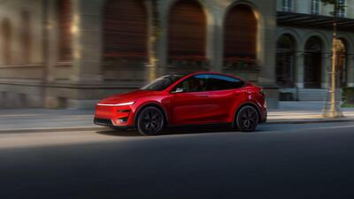 Tesla Model Y Performance: consumi da record, ma le prestazioni sono da capogiro [VIDEO]
