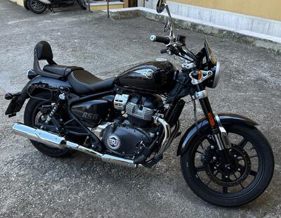 Royal Enfield Super Meteor 650 (2023 - 25) usata