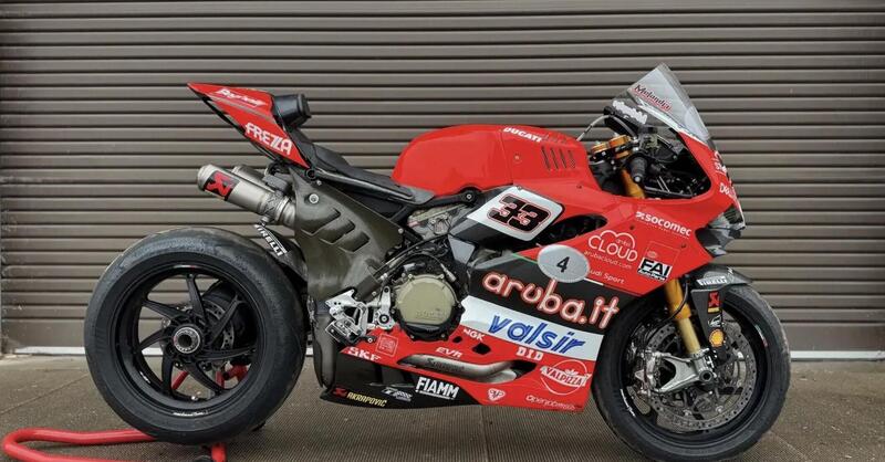 Presto all&rsquo;asta la Ducati Panigale V2 2018 di Marco Melandri