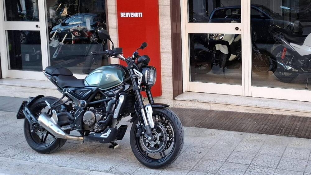 Voge Trofeo 300AC (2021 - 26) (9)