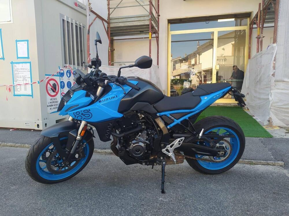 Suzuki GSX-8S (2023 - 24) (6)
