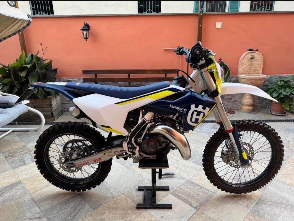 Husqvarna TC 125 (2016) (2)