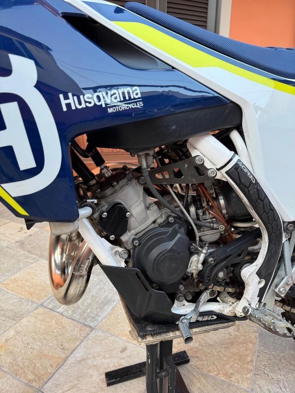 Husqvarna TC 125 (2016) (3)